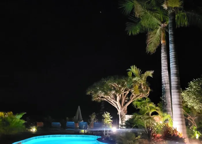 Great Views & Heated Pool - El Perenquen 3 Apartmán